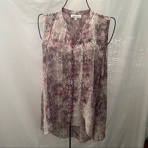 Jennifer Lopez Top Size Medium